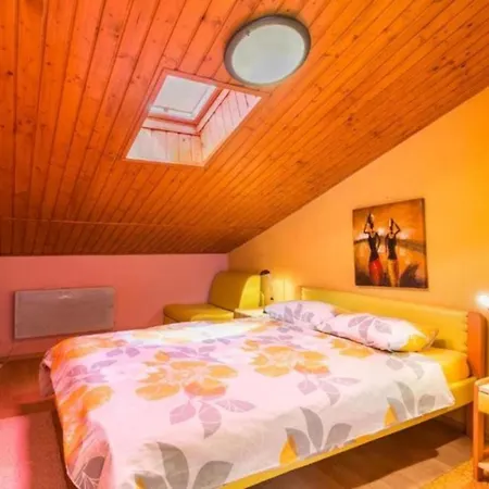 Villa Vesna With Pool In Pula Area